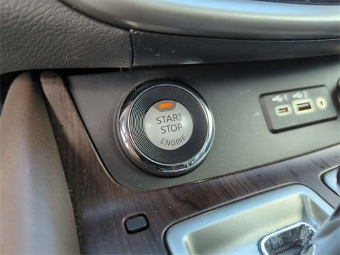 Certified 2019 Nissan Murano Platinum w/ Cargo Package image 42