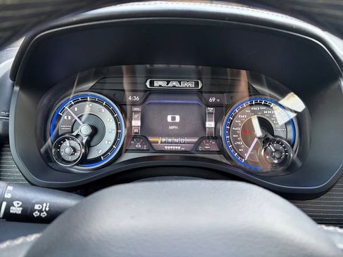 Used 2020 RAM 1500 Limited image 9