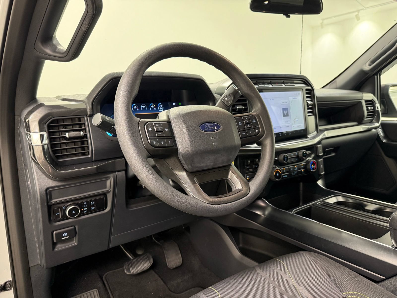 Used 2024 Ford F150 STX AWD/4WD image 14