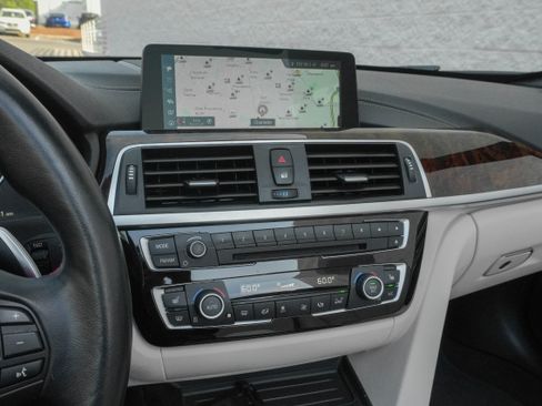 Used 2018 BMW 430i Convertible RWD image 23