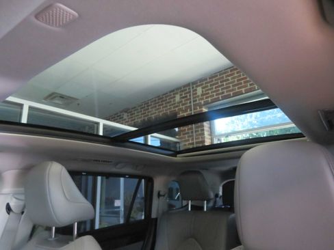 Used 2021 Toyota Highlander Platinum FWD image 59
