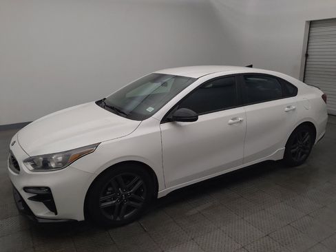 Used 2021 Kia Forte GT-Line FWD image 2