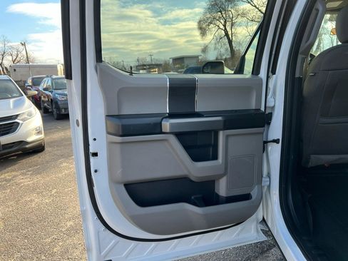 Used 2019 Ford F150 XLT AWD/4WD image 21