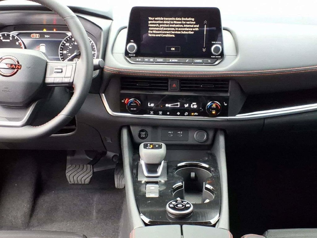 New 2026 Nissan Rogue SV AWD/4WD image 16