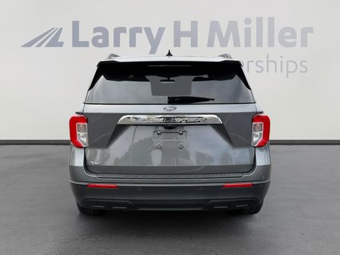 Used 2023 Ford Explorer XLT RWD image 6