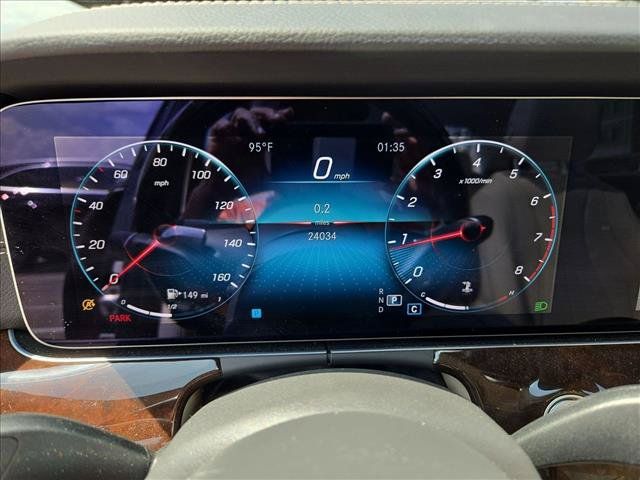 Used 2022 Mercedes-Benz E 350 Sedan image 11