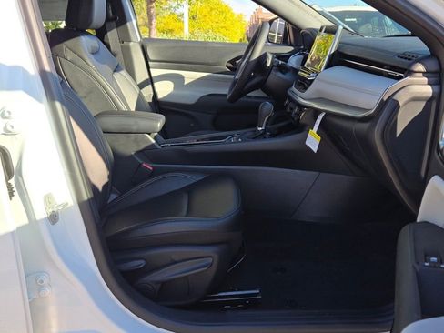 New 2026 Jeep Compass Limited image 7