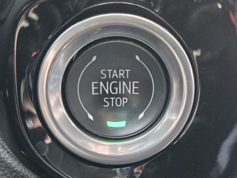 Used 2024 GMC Sierra 2500 SLT w/ SLT Convenience Package image 20