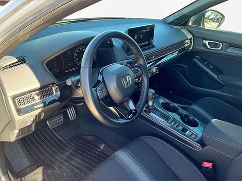 Used 2025 Honda Civic Sport image 13