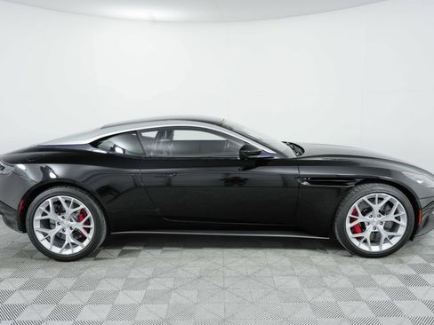 Used 2019 Aston Martin DB11 Coupe RWD image 67