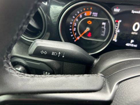 Used 2023 Jeep Wrangler Unlimited Sport AWD/4WD image 19