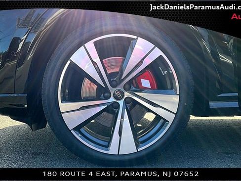 New 2025 Audi SQ5 Premium Plus image 11