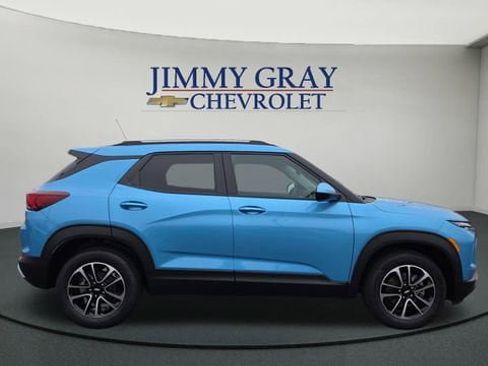 New 2026 Chevrolet TrailBlazer LT image 2