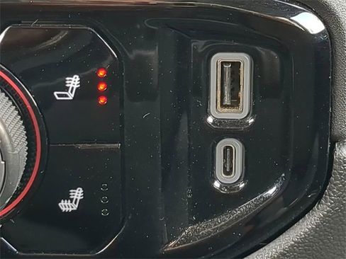 Used 2024 Chevrolet Silverado 2500 LT image 26