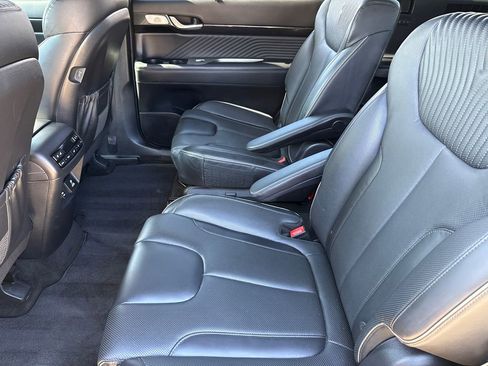 Used 2023 Hyundai Palisade Calligraphy w/ Cargo Package image 19