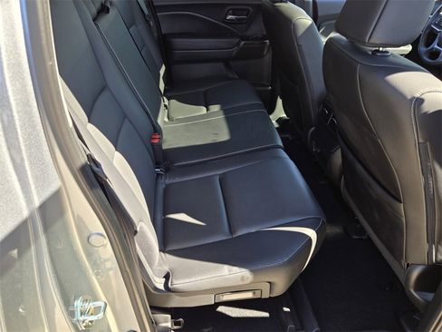 Used 2025 Honda Ridgeline RTL image 15