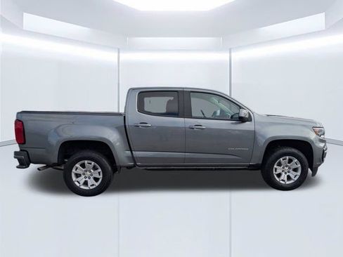 Used 2022 Chevrolet Colorado LT RWD image 3