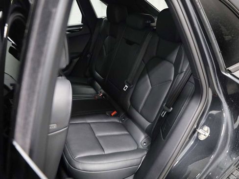 New 2026 Porsche Macan AWD/4WD image 35