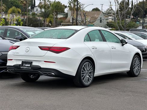 New 2025 Mercedes-Benz CLA 250 image 3