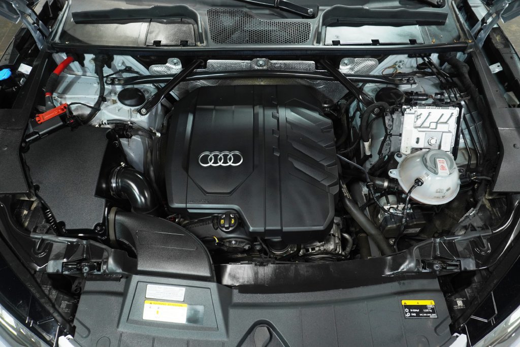 Used 2022 Audi Q5 2.0T Premium AWD/4WD image 11