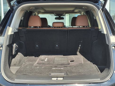 Certified 2025 Nissan Rogue Platinum w/ Platinum Premium Package image 16