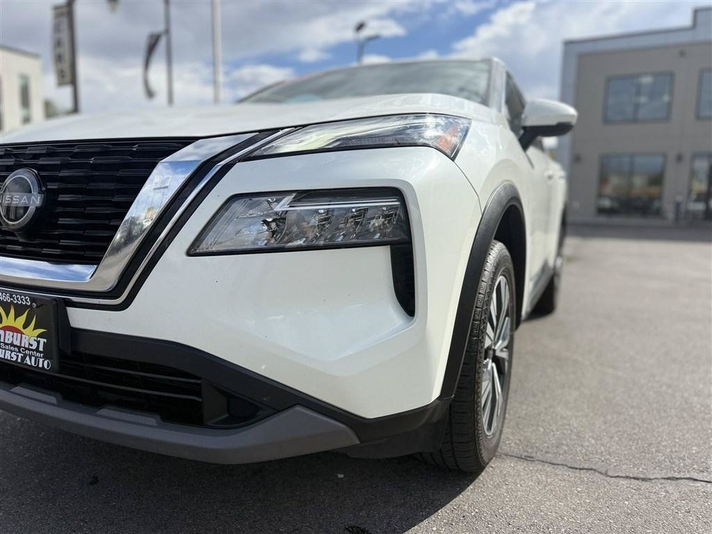 Used 2022 Nissan Rogue SV AWD/4WD image 11