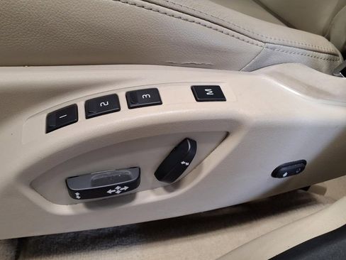 Used 2015 Volvo XC60 T5 image 19