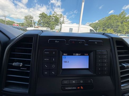 Used 2020 Ford F150 XL w/ Equipment Group 101A Mid AWD/4WD image 30
