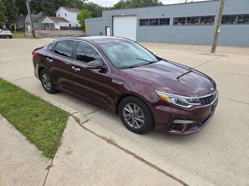 Used 2020 Kia Optima LX image 6