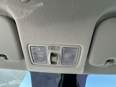 New 2026 Hyundai Venue SEL FWD image 25