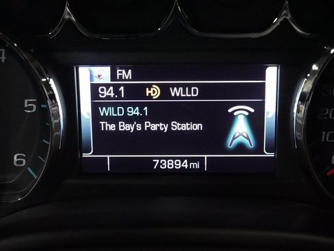 Used 2020 Chevrolet Suburban LT AWD/4WD image 30