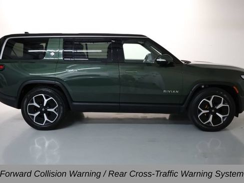 Used 2023 Rivian R1S Adventure AWD/4WD image 29