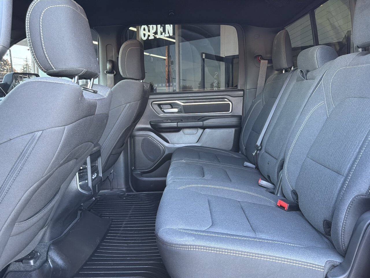 Used 2023 RAM 1500 Big Horn AWD/4WD image 26