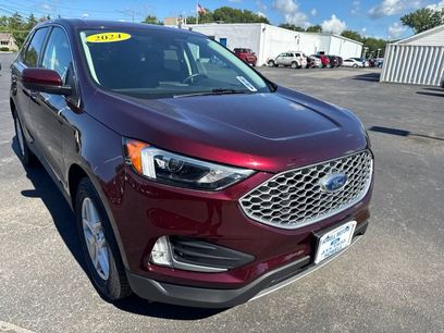 Used 2024 Ford Edge SEL w/ Convenience Package