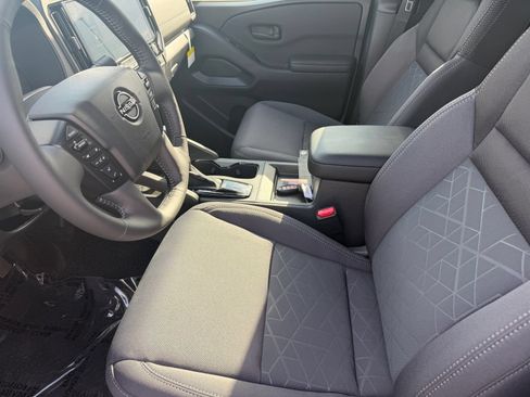 New 2026 Nissan Frontier SV w/ SV Convenience Package RWD image 13