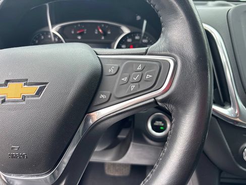 Used 2019 Chevrolet Equinox LT AWD/4WD image 25