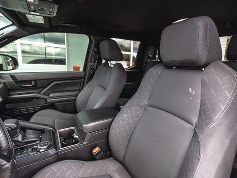 Used 2024 Toyota Tacoma SR5 AWD/4WD image 21
