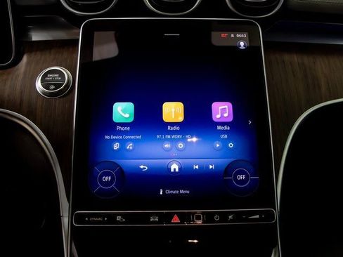 Used 2025 Mercedes-Benz C 300 4MATIC Sedan image 20