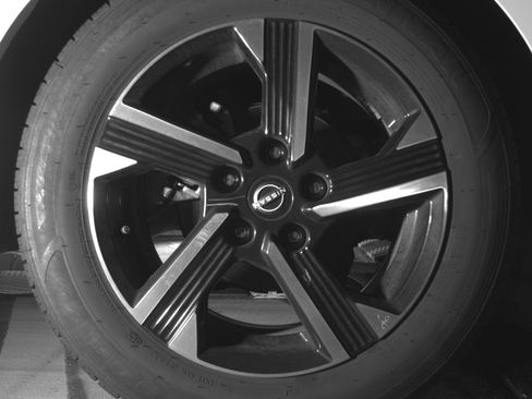 Used 2025 Nissan Sentra SV FWD image 15