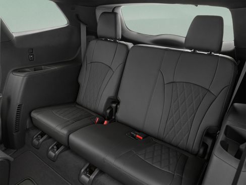 Used 2023 Buick Enclave Avenir w/ Avenir Technology Package FWD image 18