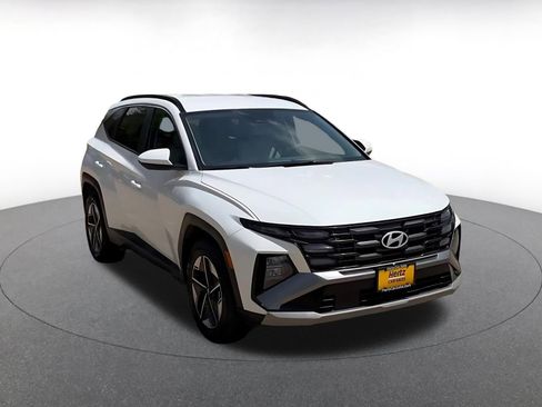 Used 2025 Hyundai Tucson SEL image 2