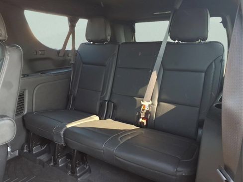Used 2022 GMC Yukon XL Denali w/ Advanced Technology Package AWD/4WD image 26