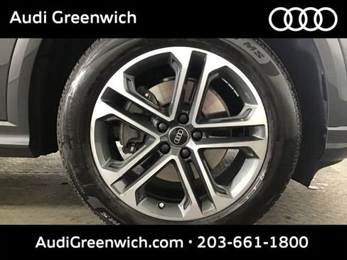 Used 2025 Audi Q5 Premium Plus w/ Premium Plus AWD/4WD image 29