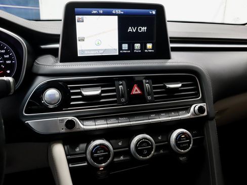 Used 2019 Genesis G70 2.0T Advanced w/ Dynamic Package image 35