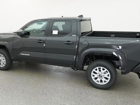 New 2026 Toyota Tacoma SR5 AWD/4WD image 7