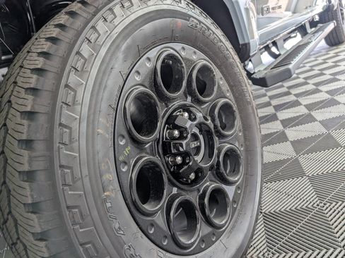 New 2025 Ford F350 Lariat w/ Lariat Ultimate Package image 9