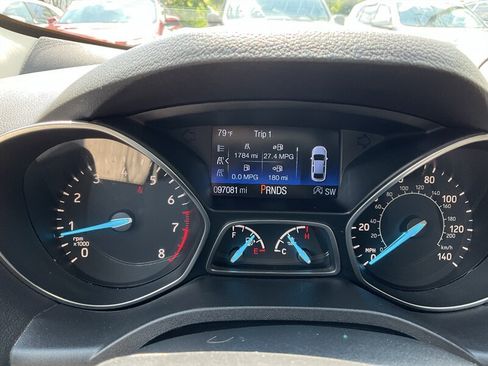 Used 2019 Ford Escape SEL AWD/4WD image 25