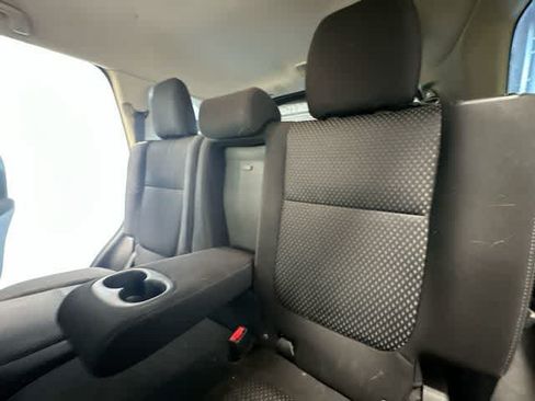 Used 2018 Mitsubishi Outlander SE AWD/4WD image 16