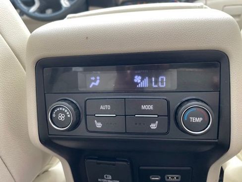 Used 2023 GMC Acadia Denali w/ Denali Ultimate Package image 45