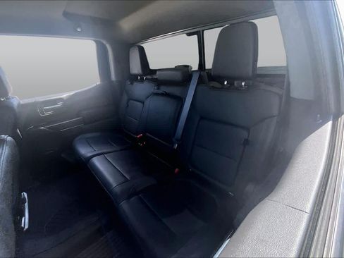 Used 2021 Chevrolet Silverado 1500 LT Trail Boss w/ Convenience Package II AWD/4WD image 19